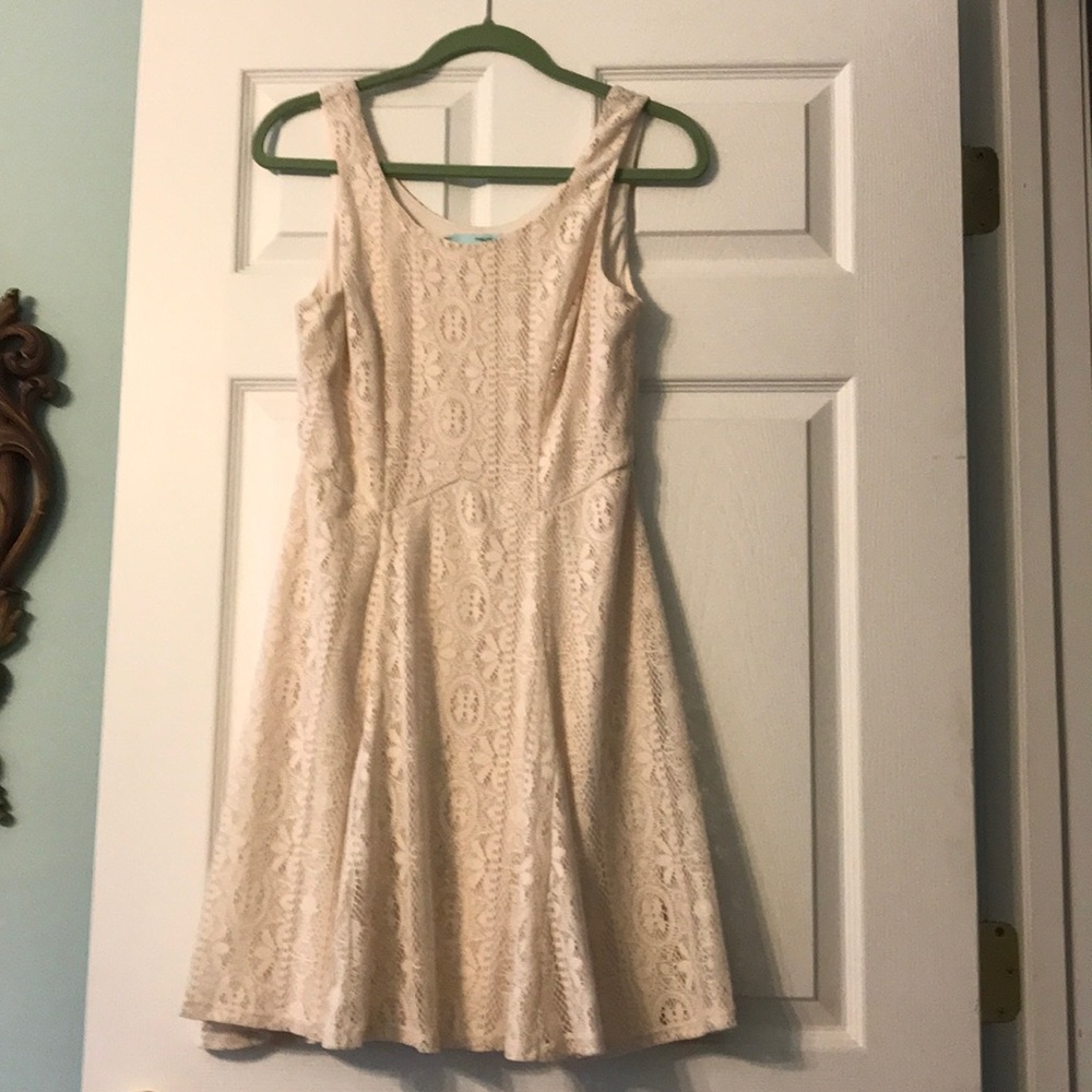 NWOT Maurice’s cream lace sleeveless dress